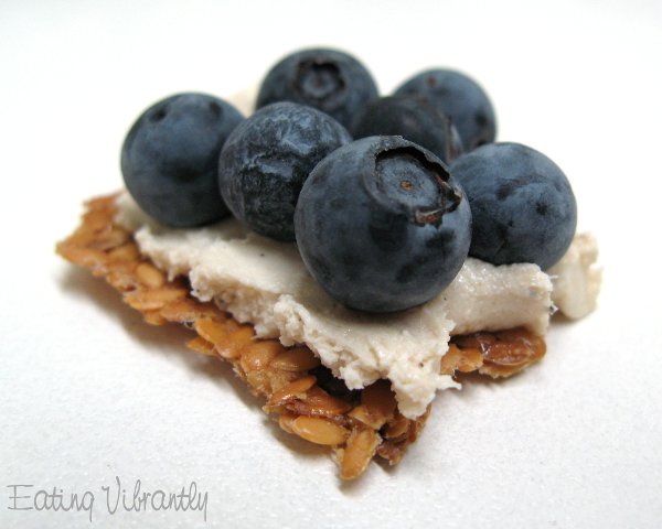 Raw flax crackers with cashew cheese and fresh blueberries